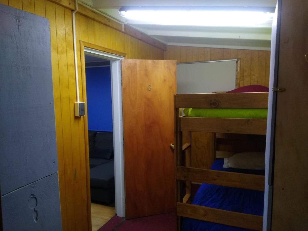Islanet Hostel & Bar Пуэрто-Монт Экстерьер фото
