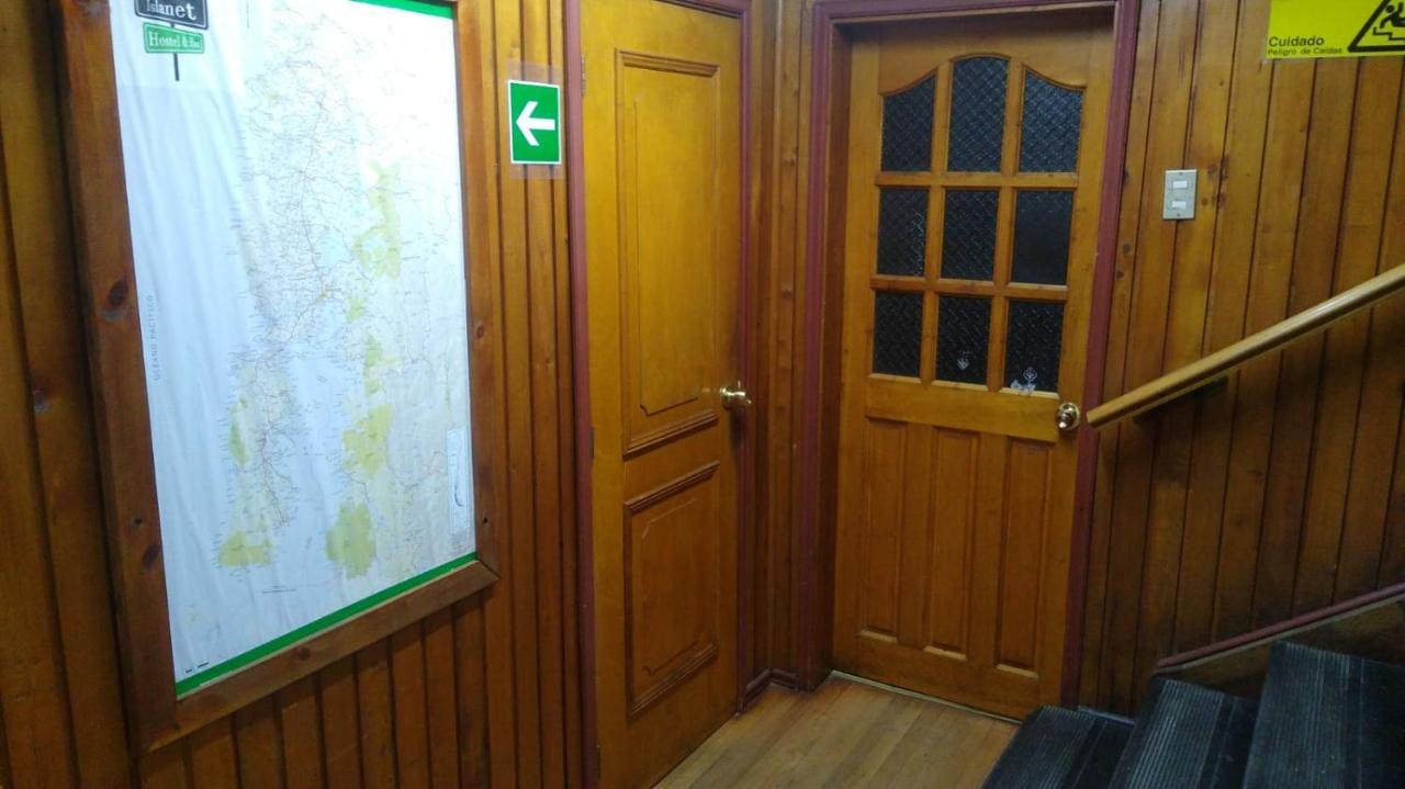 Islanet Hostel & Bar Пуэрто-Монт Экстерьер фото